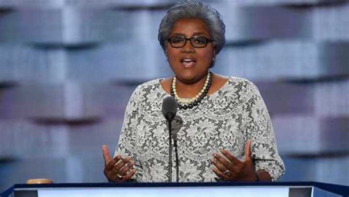 Donna Brazile considered replacing Hillary as nominee in 2016