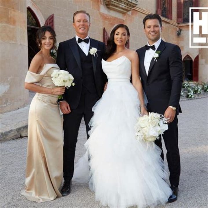Jess Wright's TV-inspired wedding reception at Spanish castle is not what you'd expect