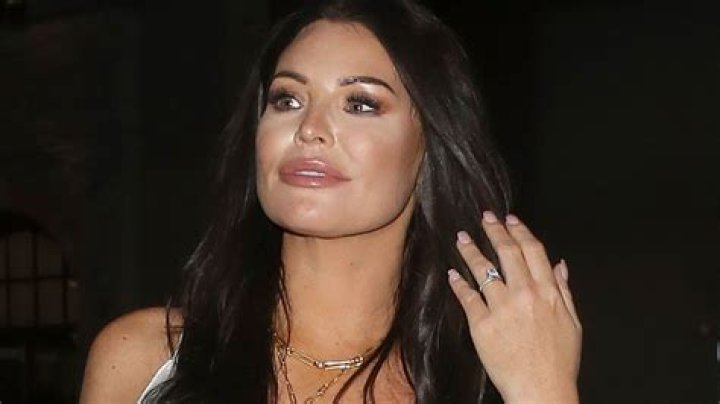 Jessica Wright finally reveals sparkling wedding ring – just like Kate Middleton's