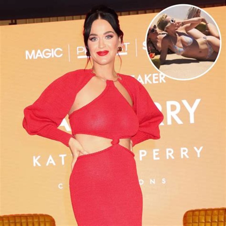 Katy Perry Swimsuit Malfunction Katy Perry Has A &lsquo;Butt Slip&rsquo; [PHOTO] IBTimes