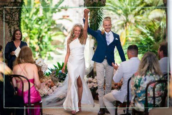 Lyndall and Cameron on wedding day