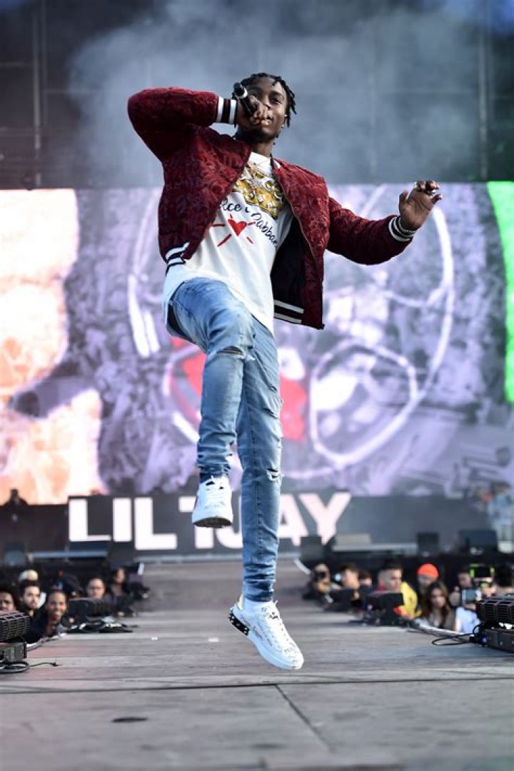 Rapper Lil Tjay issued urgent PSA in shock post hours before being shot